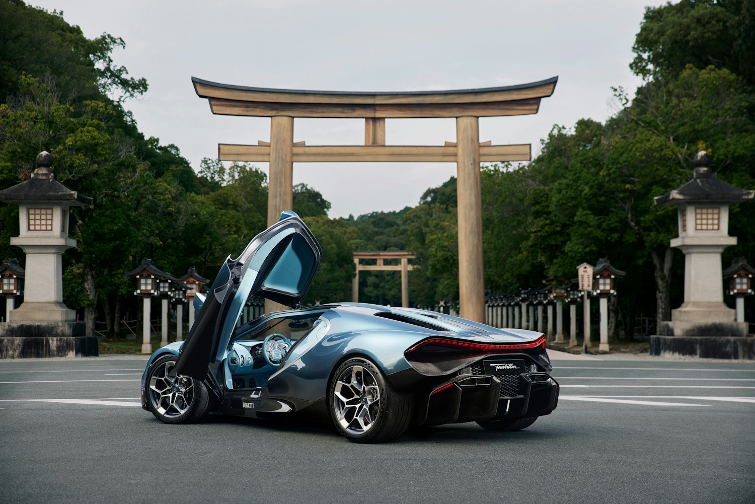 Bugatti Tourbillon — rear view