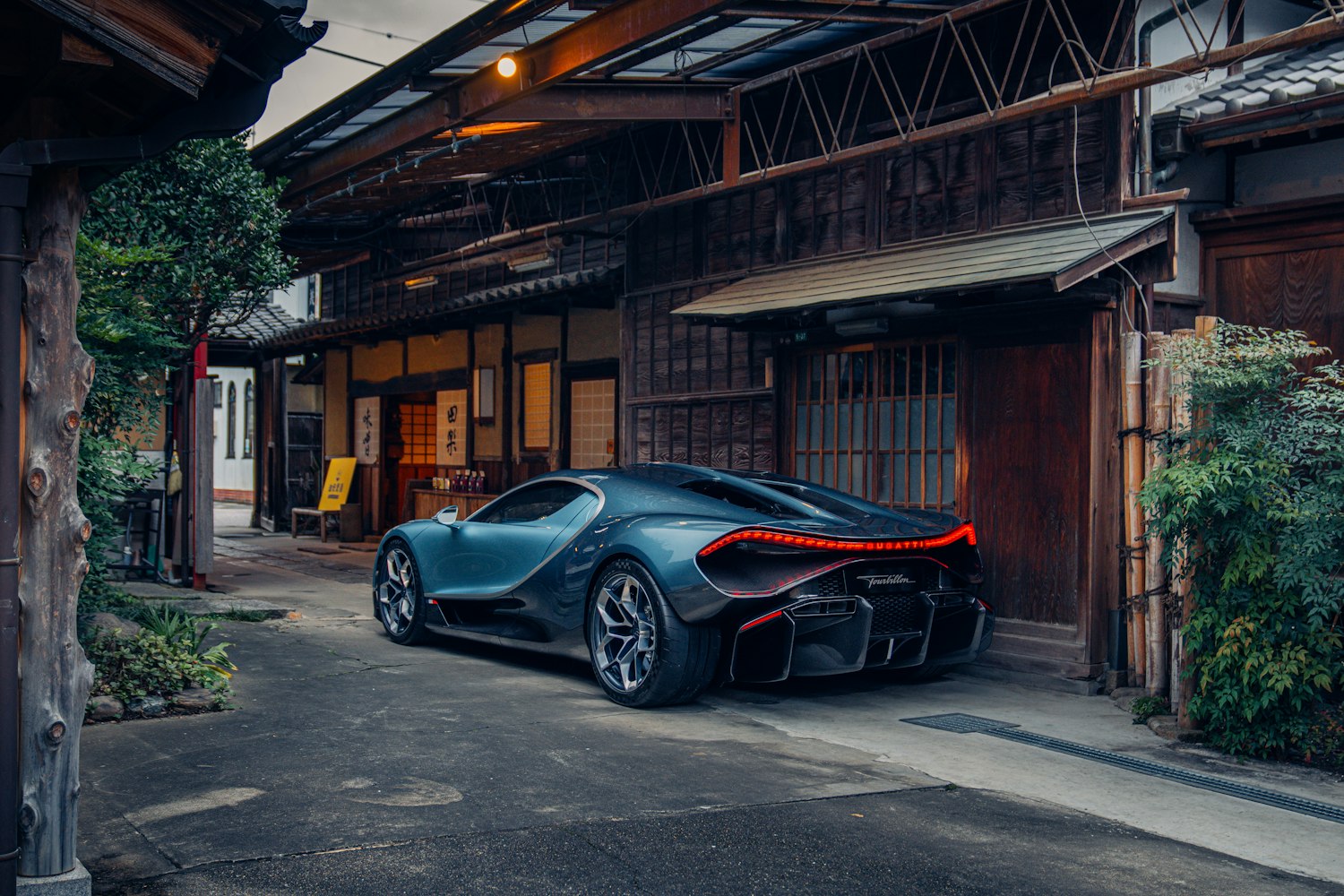Bugatti Tourbillon — V16 Hypercar