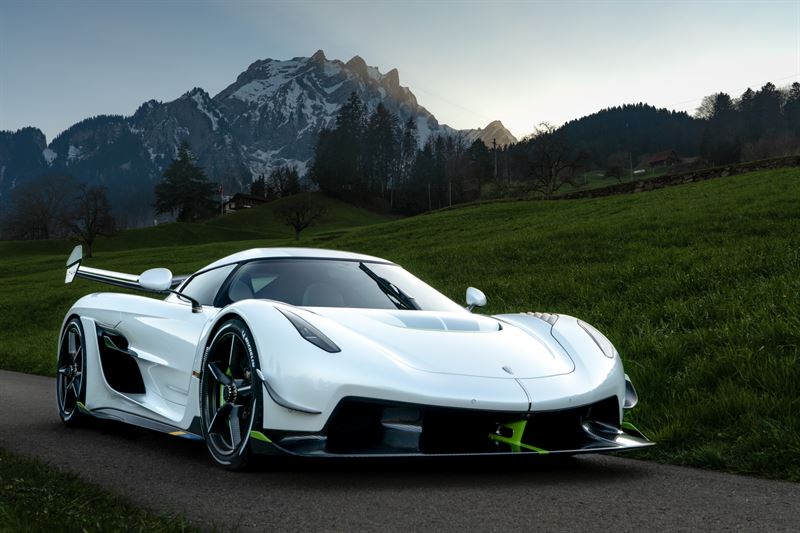 Koenigsegg Jesko — exterior front three-quarter