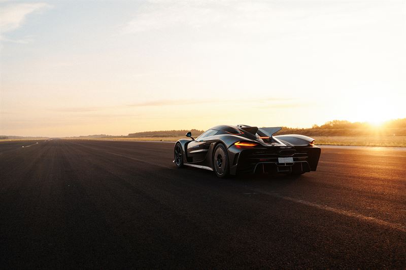 Koenigsegg Jesko Absolut — closing shot
