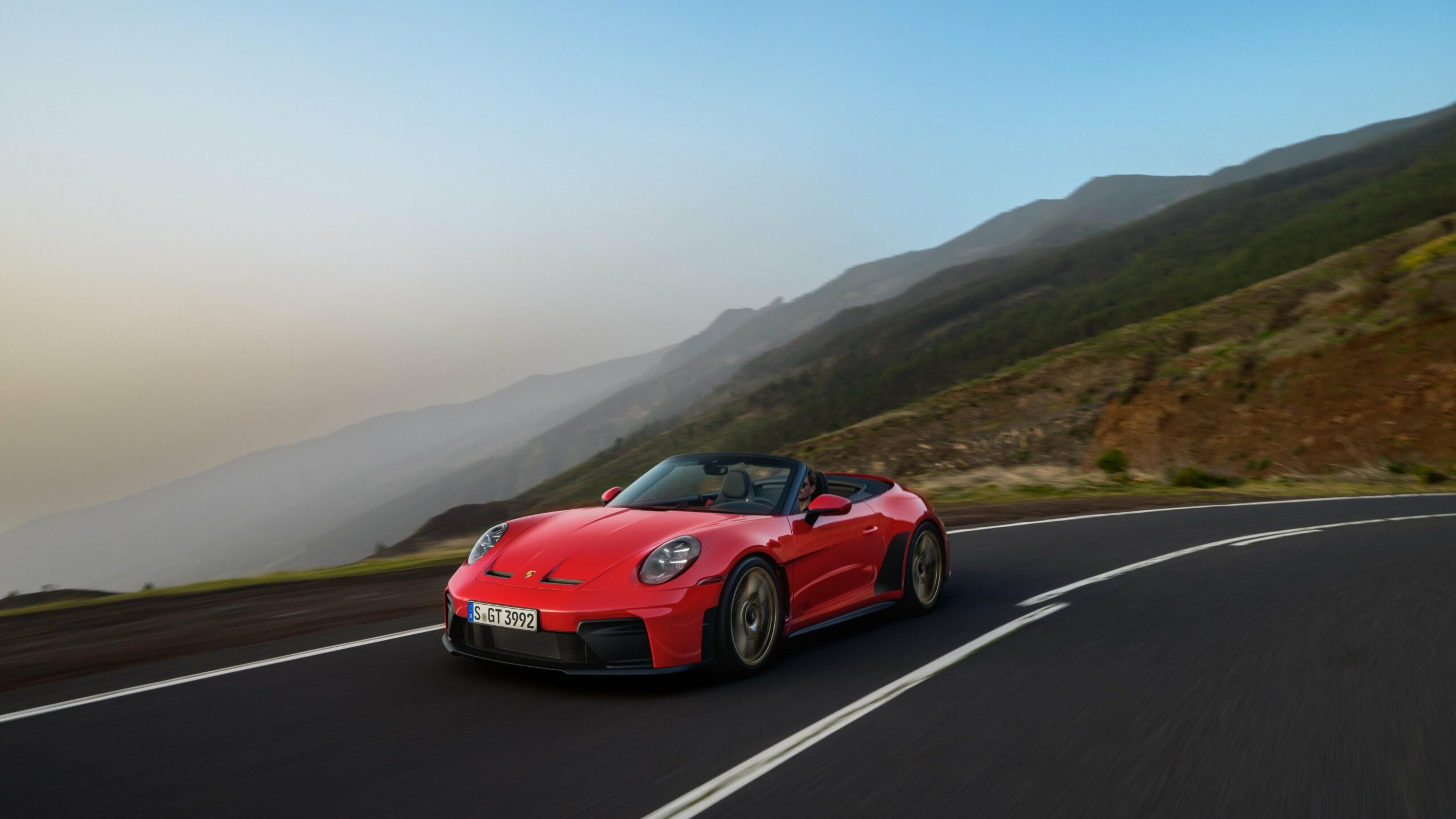 2027 Porsche 911 GT3 S/C — official press photo