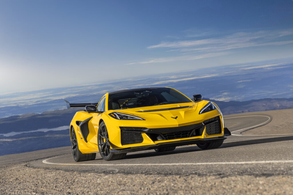 The 2026 Corvette ZR1: 1,064 HP of Pure American Intent